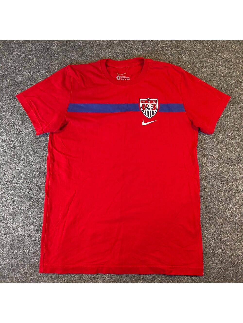 Nike US Soccer T-Shirt Mens Large Red Blue USMNT Crest Slim Fit Short Sleeve Tee
